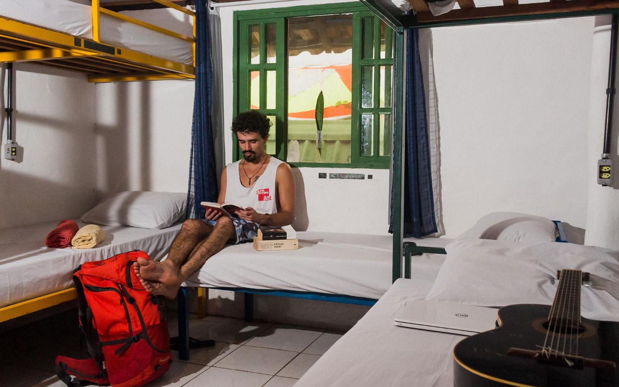Clan.Destino Hostel Ilhabela Exteriör bild